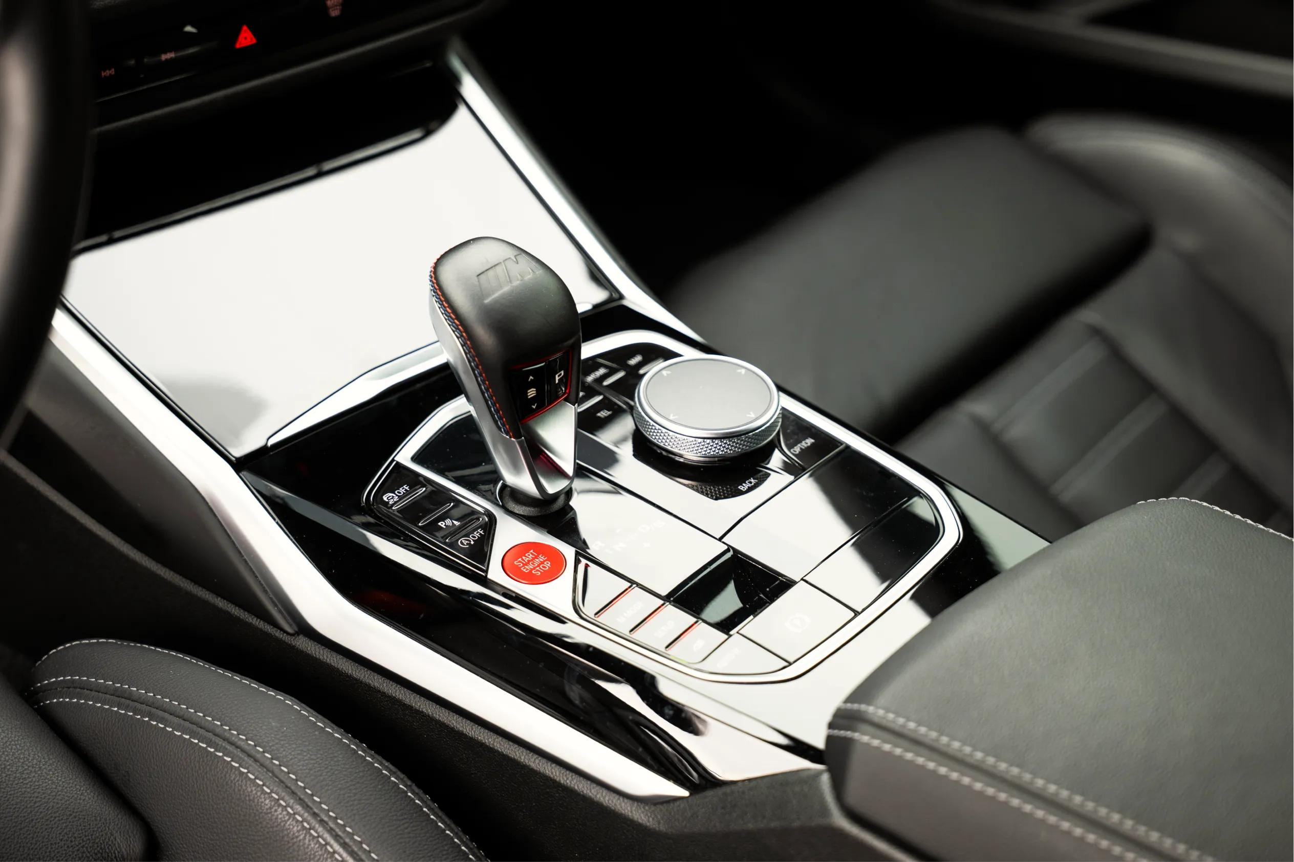 Auto na služební cestu: reprezentativní, nebo sportovní?